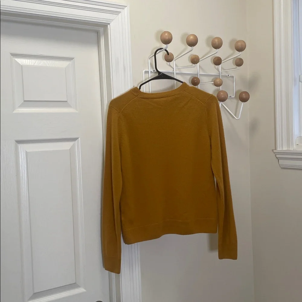 Uniqlo - Cashmere Long Sleeve Sweater Shirt - Golden - S - Picture 5 of 10